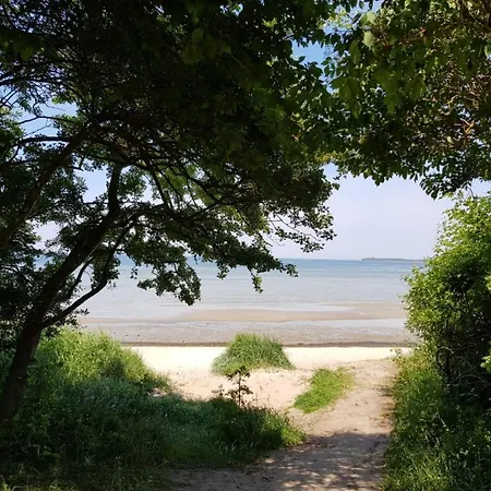Kapitaenskoje An Der Wismarbucht By Interhome